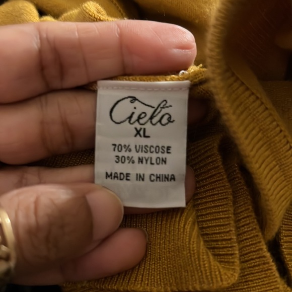 Beautiful lightweight mustard cardigan - Picture 6 of 6